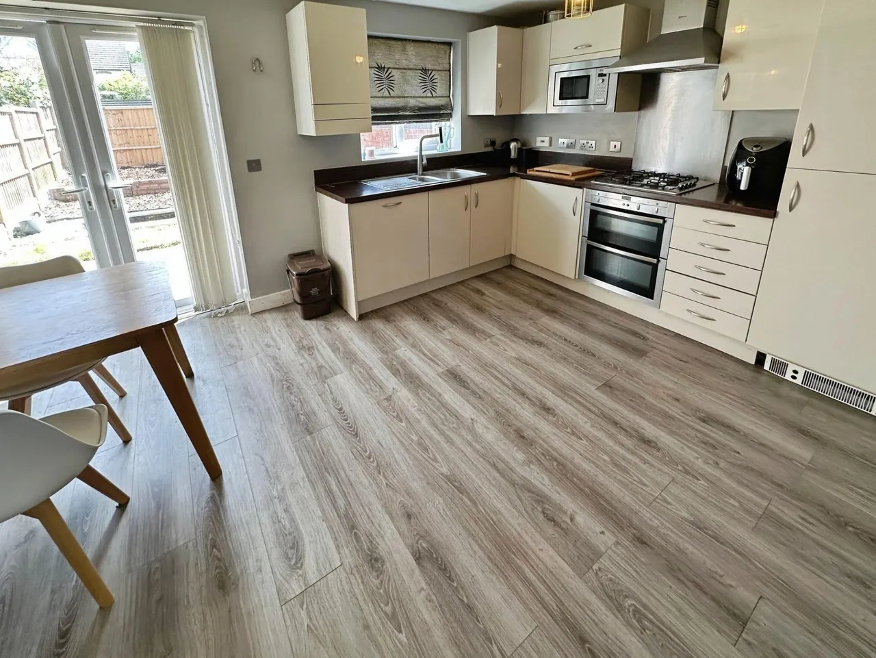 Henley Grove, Church Gresley, DE11, photo 5