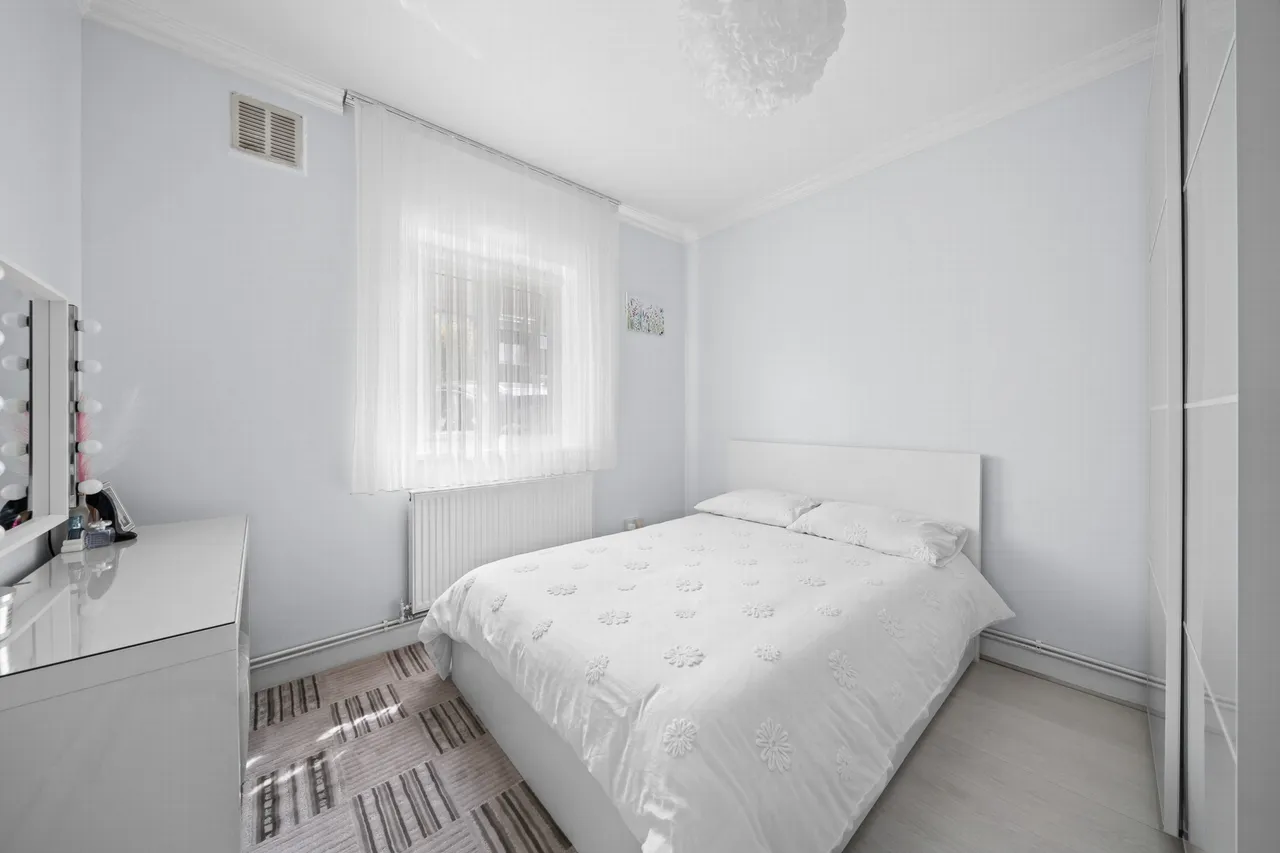 Lambarde Avenue, Mottingham, SE9, photo 6