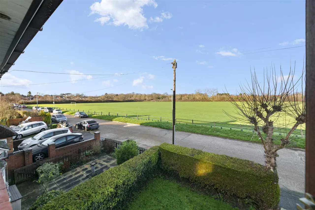 Gainsborough Road, Hayes, photo 5