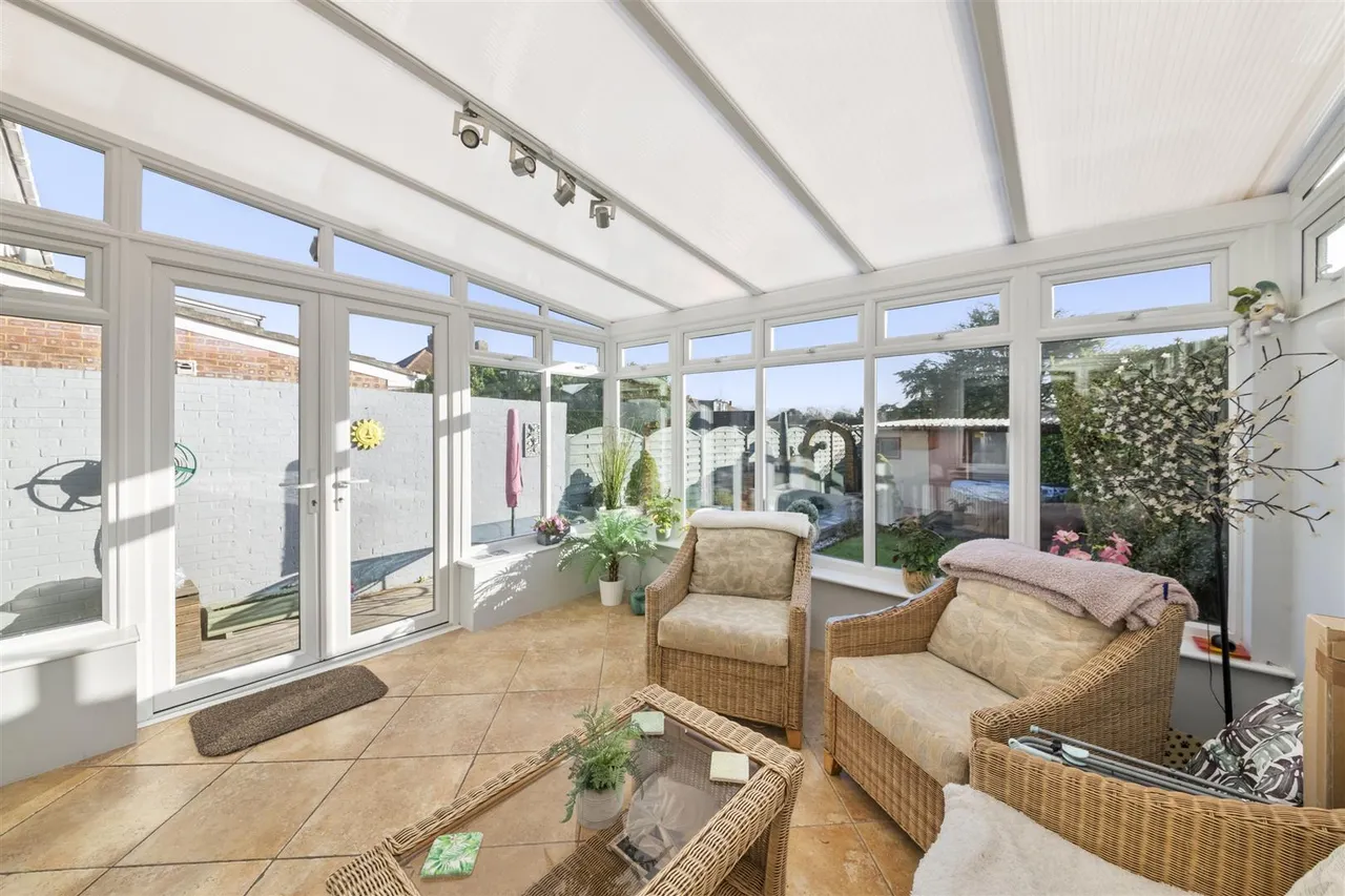 Gainsborough Road, Hayes, photo 4