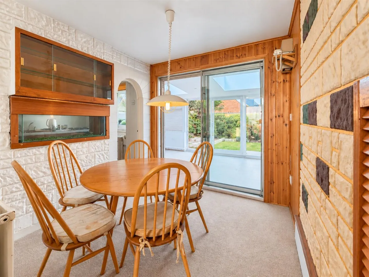 End Terrace, Harlington, UB3, photo 10