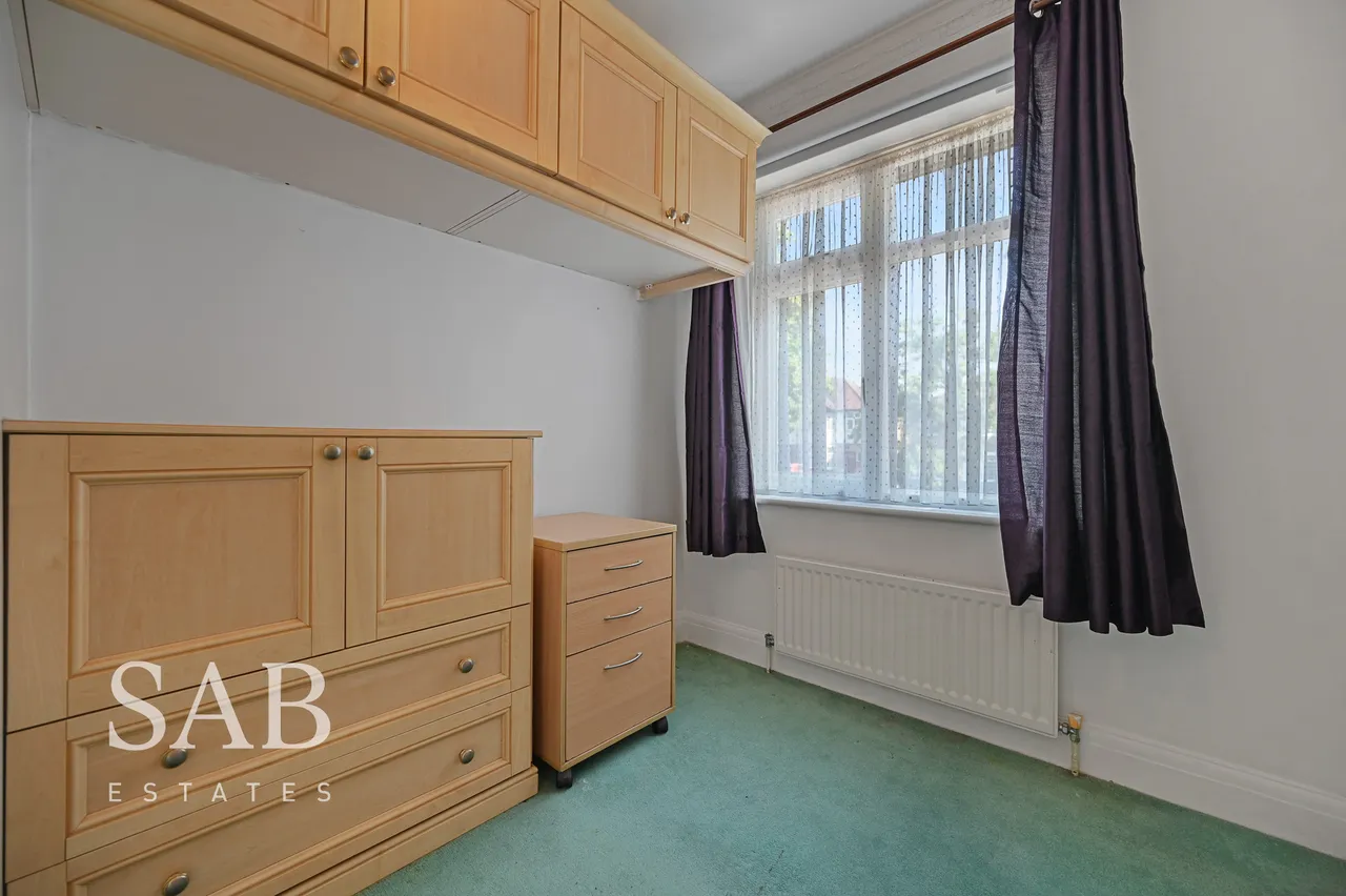 Whitton Avenue East, Greenford, UB6, photo 12
