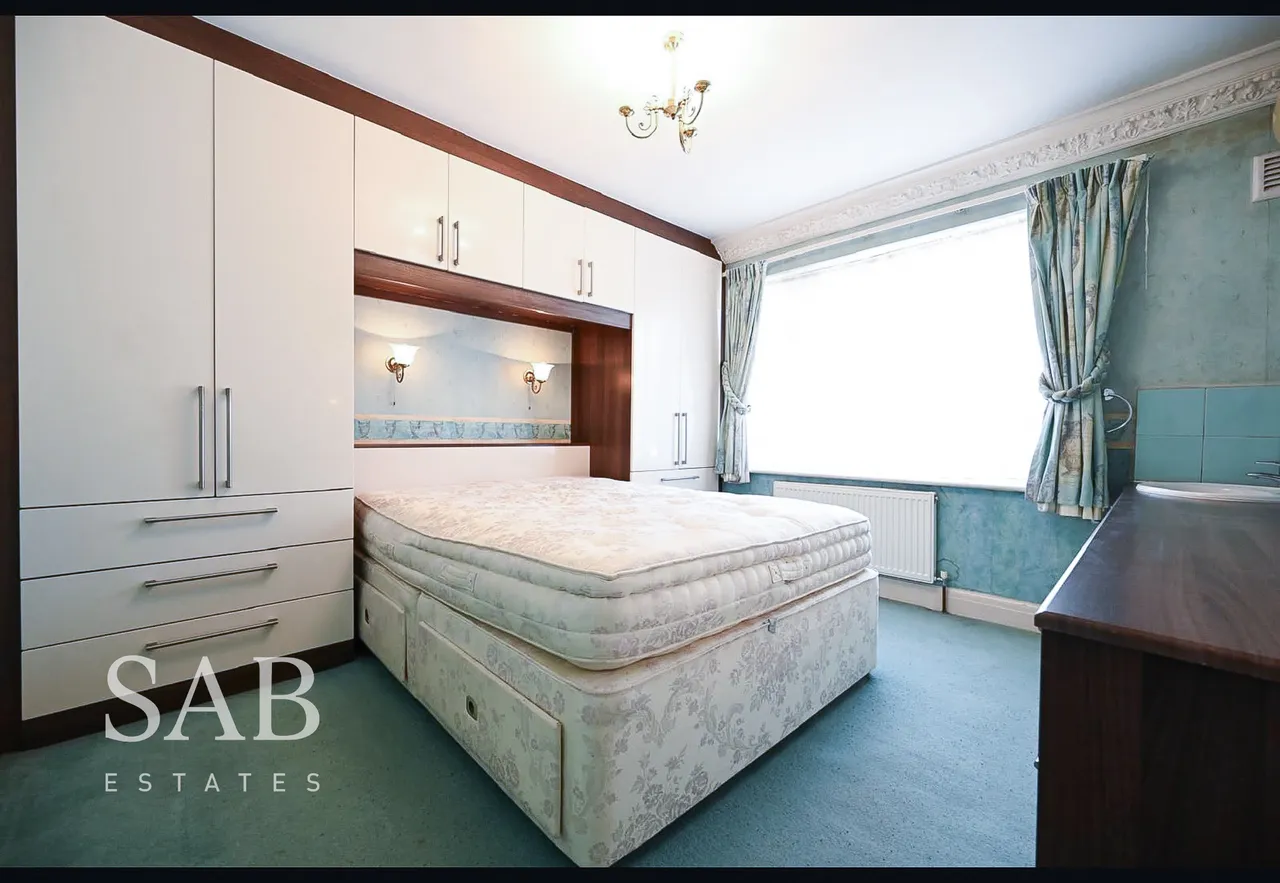 Whitton Avenue East, Greenford, UB6, photo 10