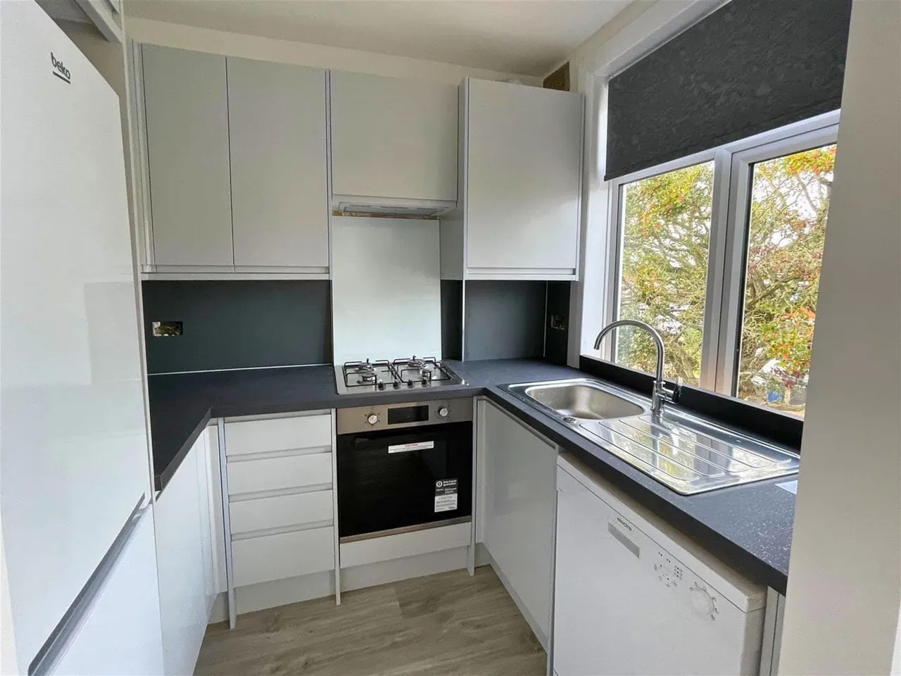 Hutton Grove, London, N12, photo 2