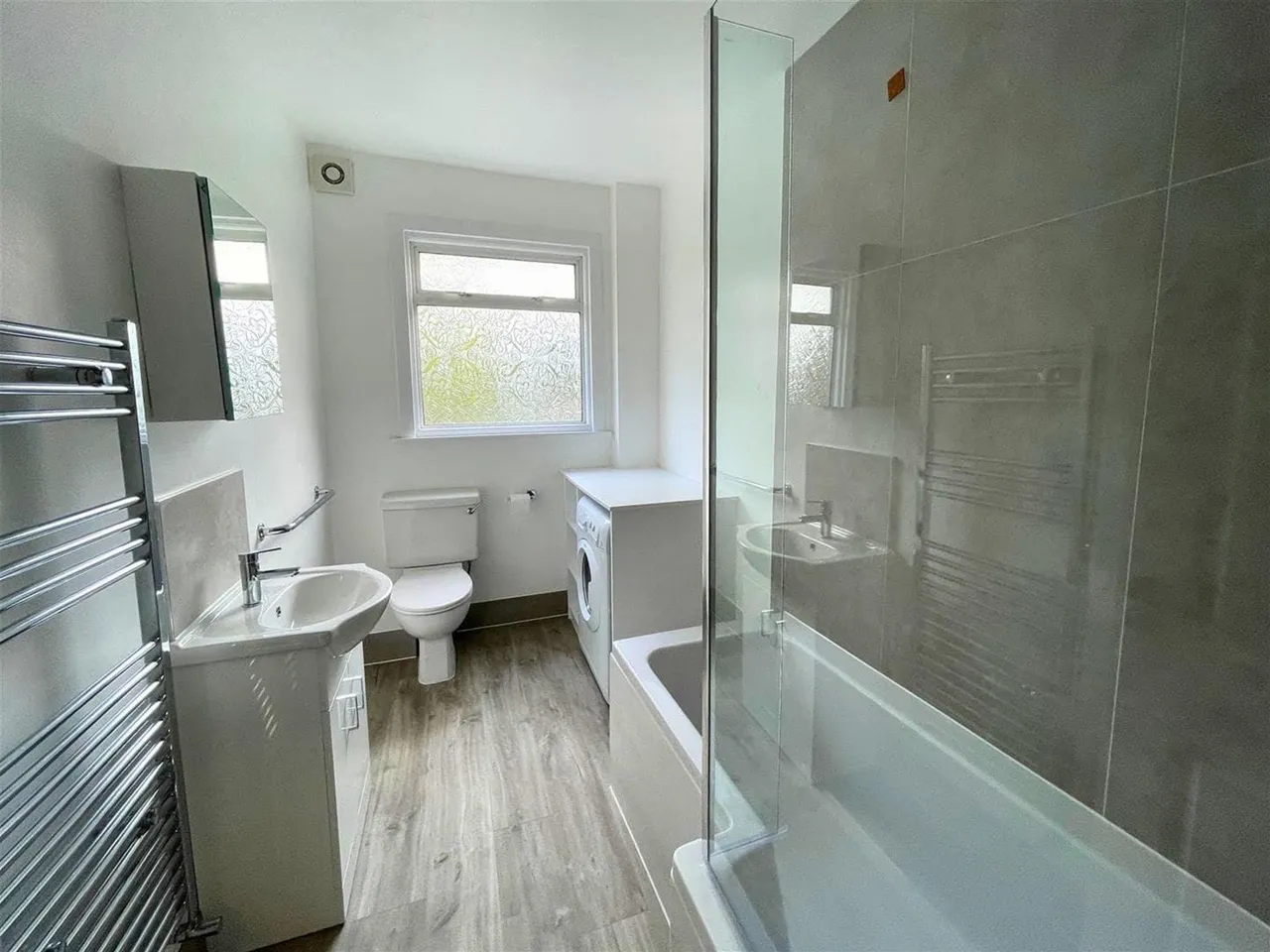Hutton Grove, London, N12, photo 14