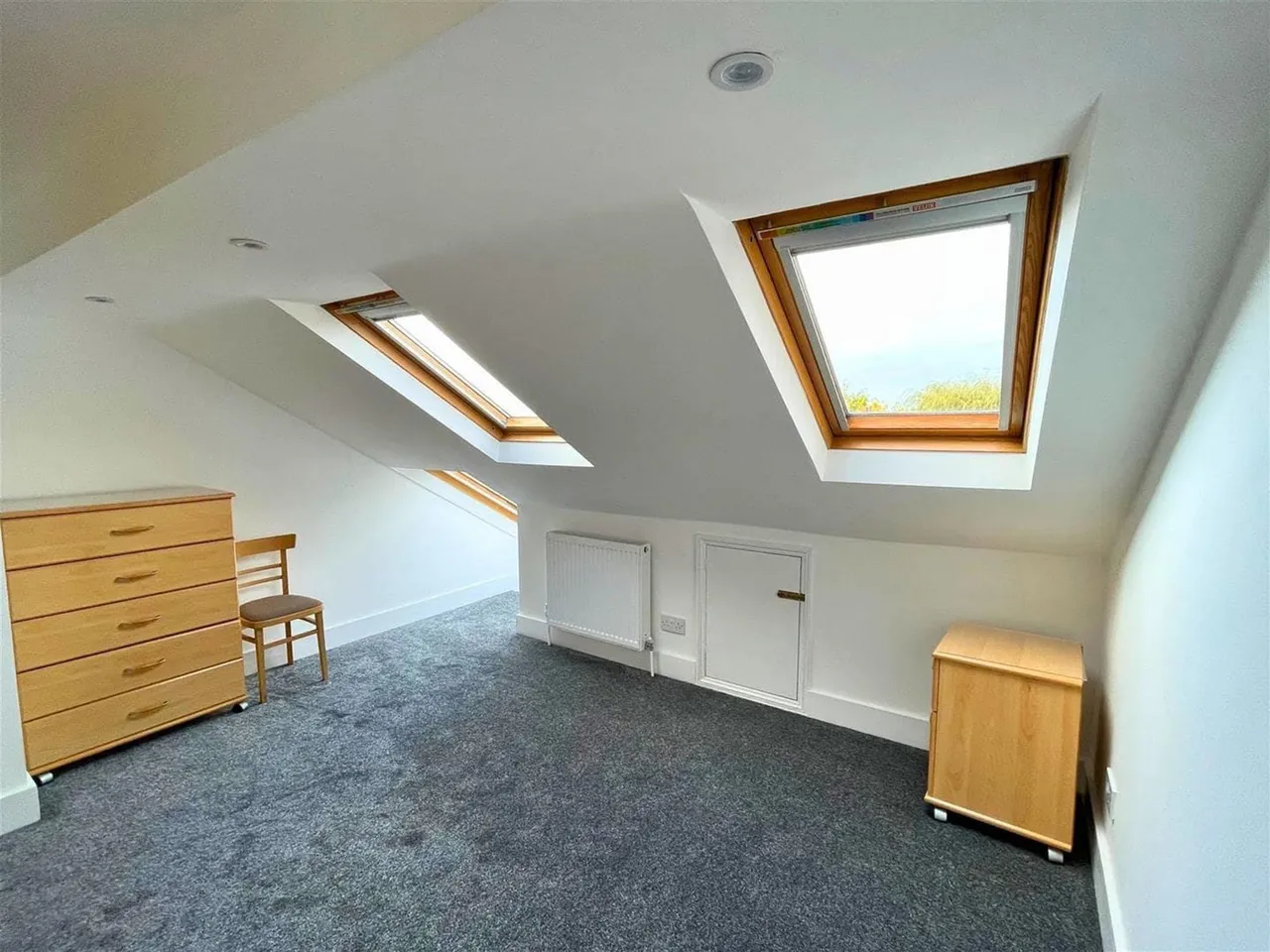 Hutton Grove, London, N12, photo 10