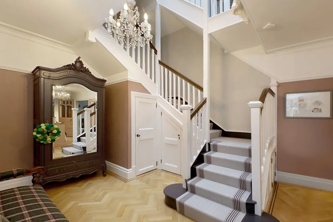Latchmoor Grove, Gerrards Cross, SL9, photo 9