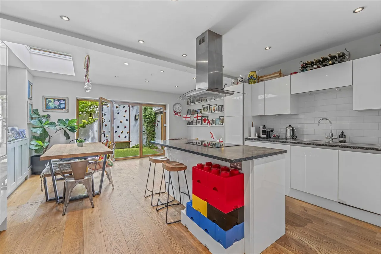 Springfield Road, Teddington, TW11 9AP, photo 4