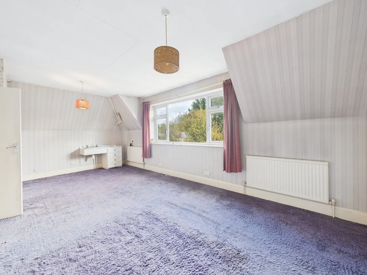 Feltham, Middlesex, photo 11