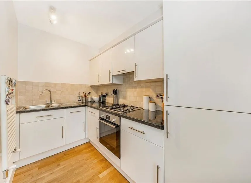 Lowndes Court, Fitzrovia & Covent Garden, W1F, photo 4