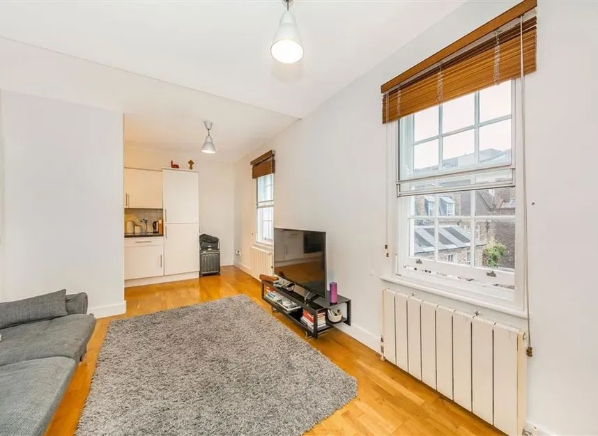 Lowndes Court, Fitzrovia & Covent Garden, W1F, photo 3