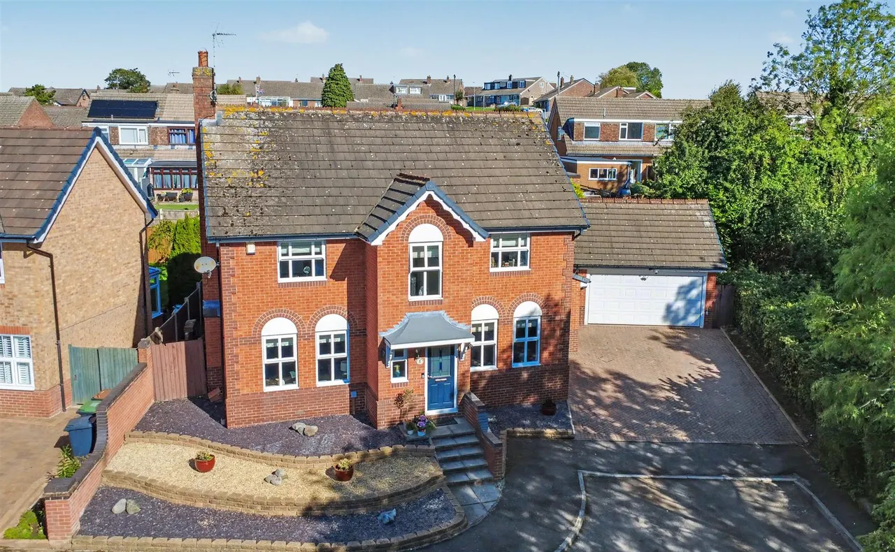 4 bed house for sale, Judson Avenue, Stapleford, NG9