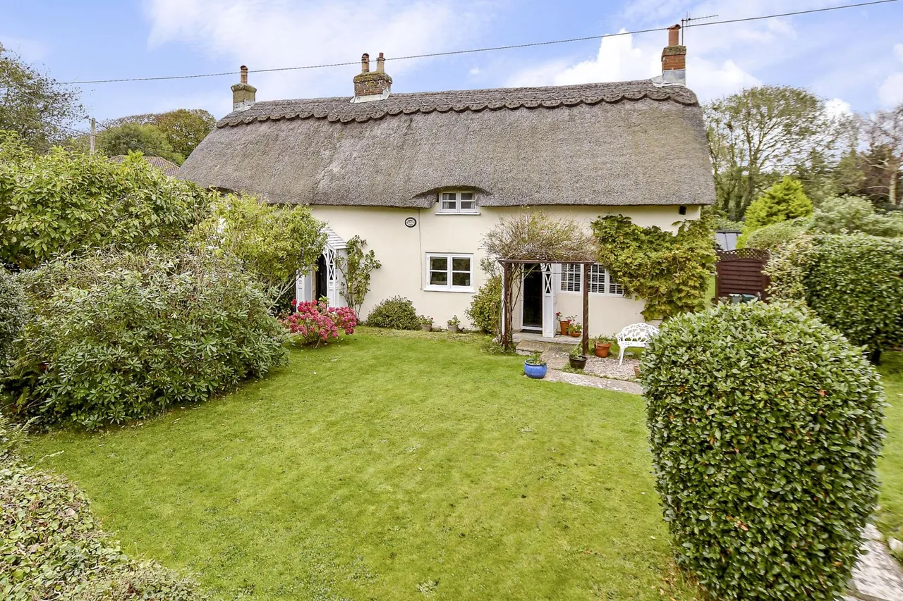 4 bed house for sale, Niton, PO38