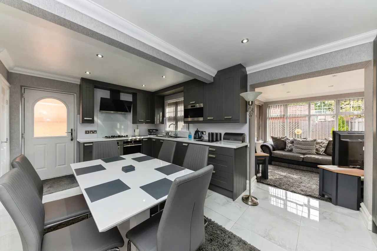 3 bed house for sale, Cornflower Close, Healing, DN41