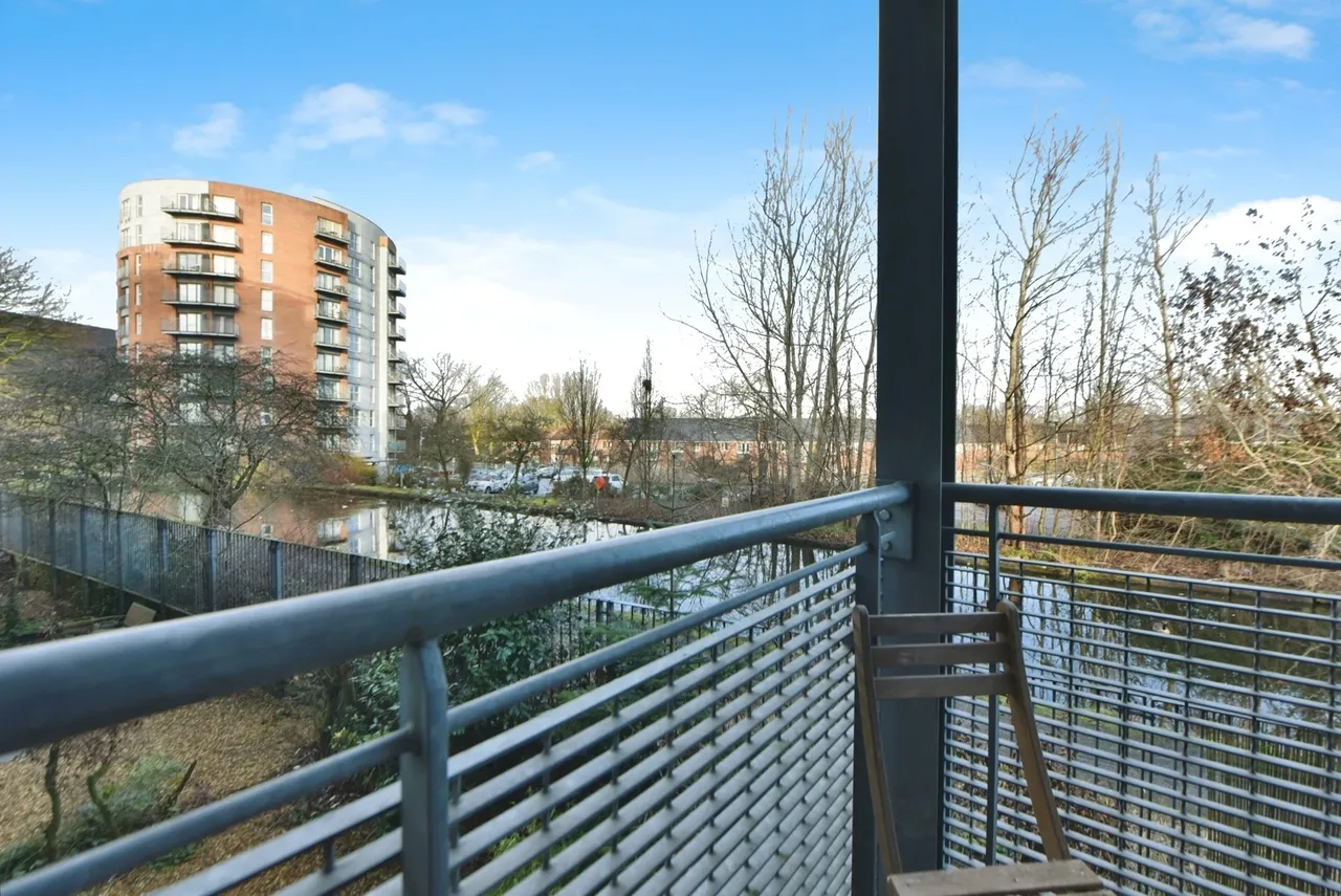 The Waterfront, MANCHESTER, Lancashire, M11, photo 6
