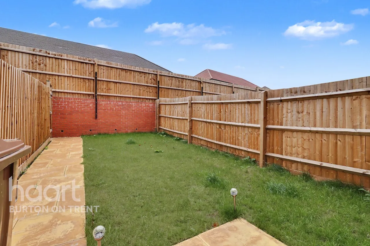 Haddon Drive, Burton-on-trent, DE15, photo 11