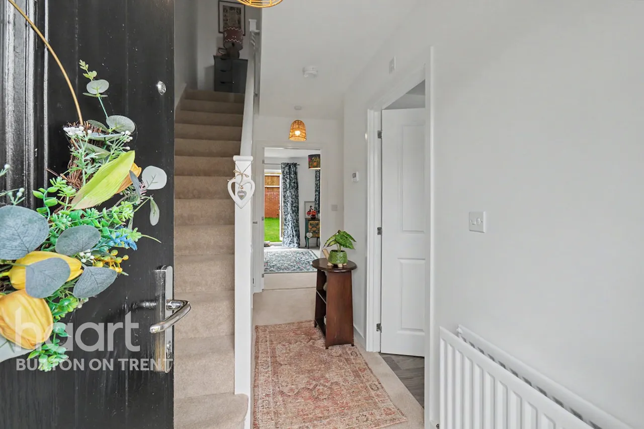 Haddon Drive, Burton-on-trent, DE15, photo 2
