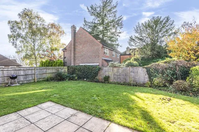 Lyndon Gardens, High Wycombe, HP13, photo 10