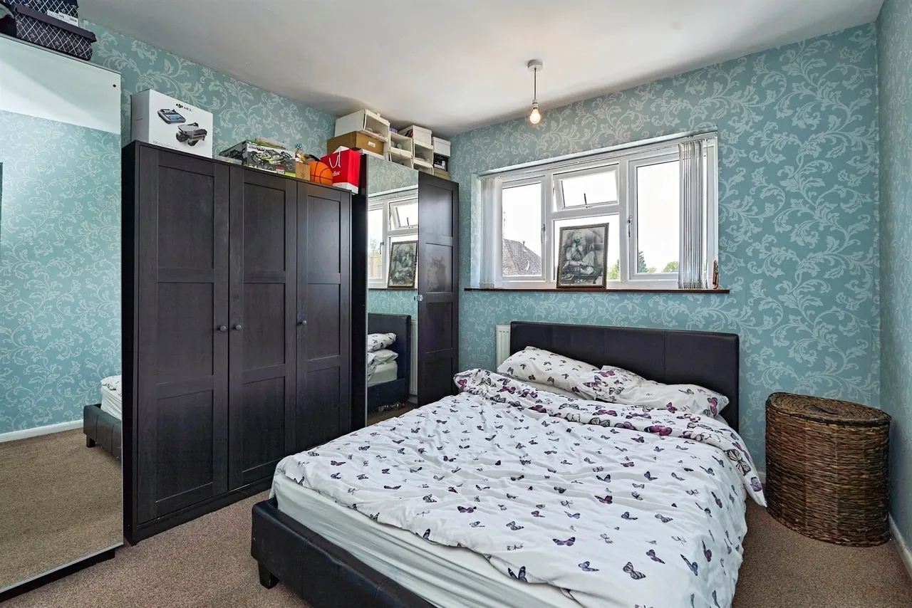 Central Avenue, Bilston, WV14, photo 9