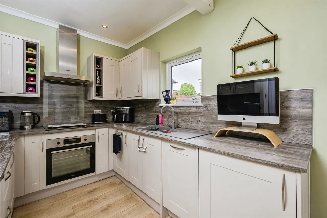 Church Road, Plymstock, PL9, photo 4