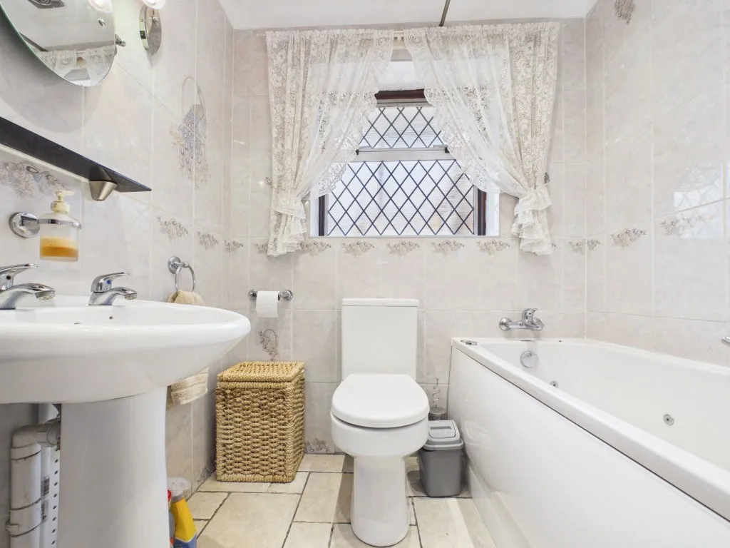 Hogarth Avenue, Reading, RG30, photo 10