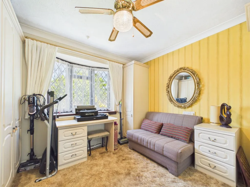 Hogarth Avenue, Reading, RG30, photo 9