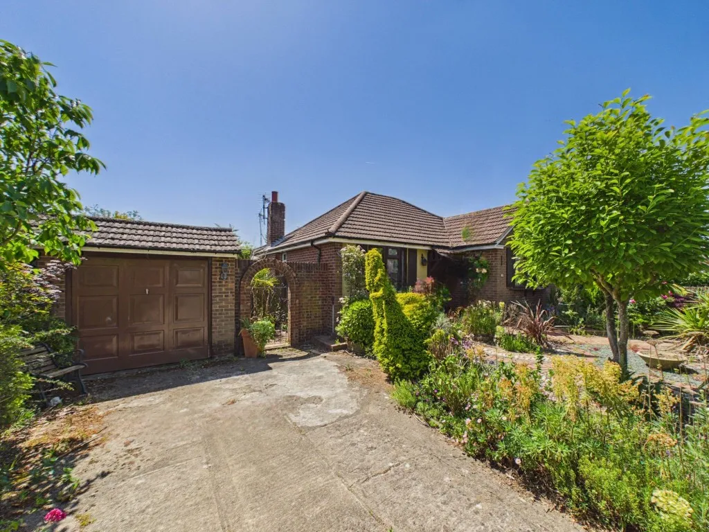 2 bed house for sale, Hogarth Avenue, Reading, RG30