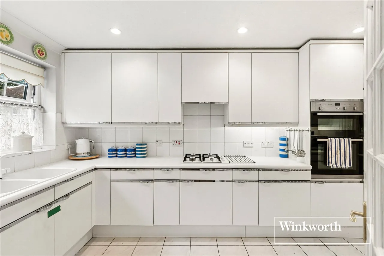 Spring Place, Finchley, N3, photo 4