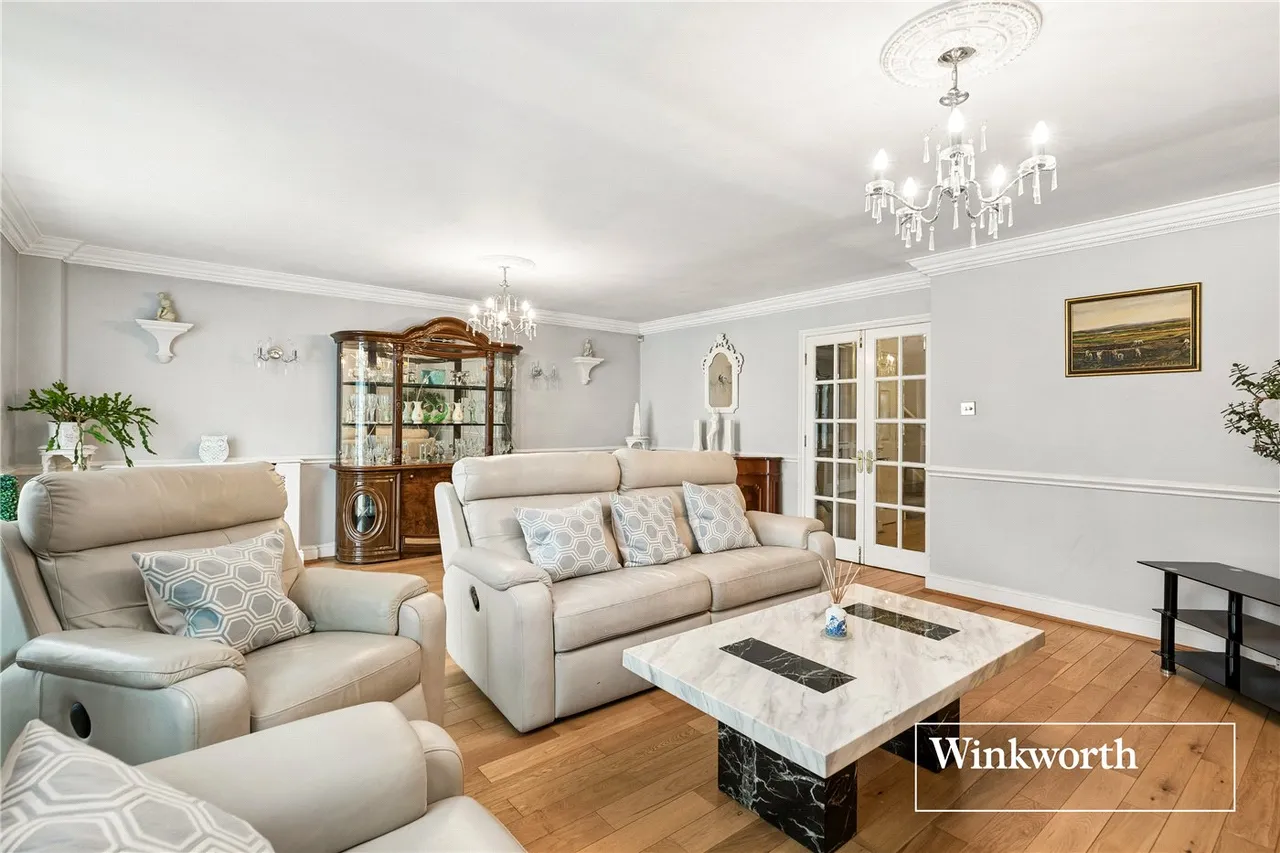 Spring Place, Finchley, N3, photo 13
