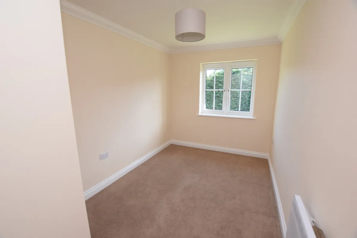Shrub End Road, Colchester, Essex, CO3 4RW, photo 5