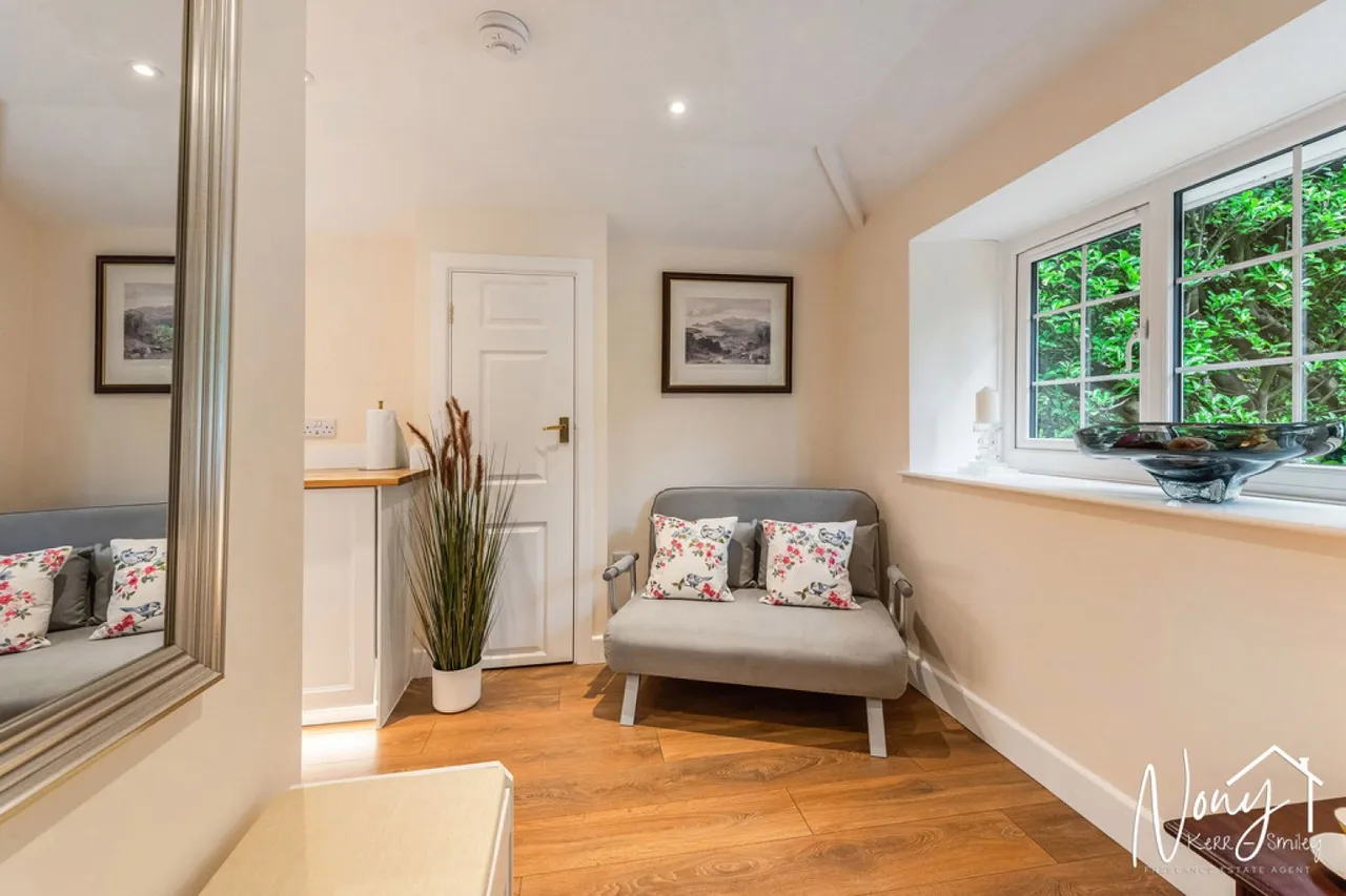 Andover Road North, Winchester, photo 11