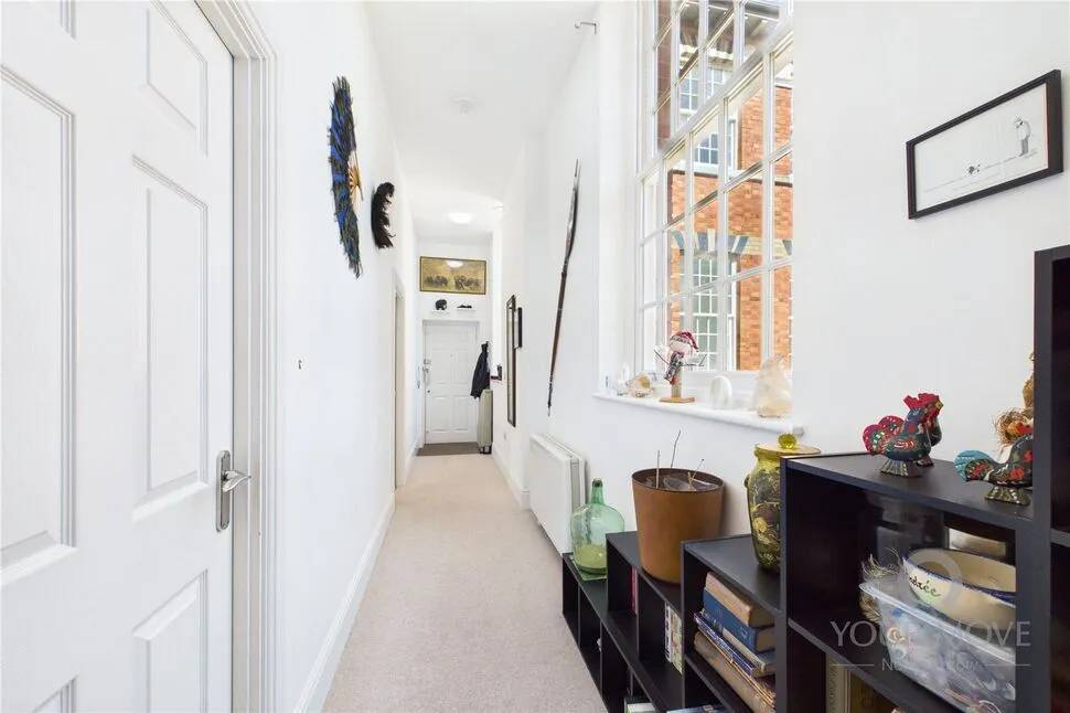 South Meadow Road, St Crispins, Northampton, NN5, photo 9