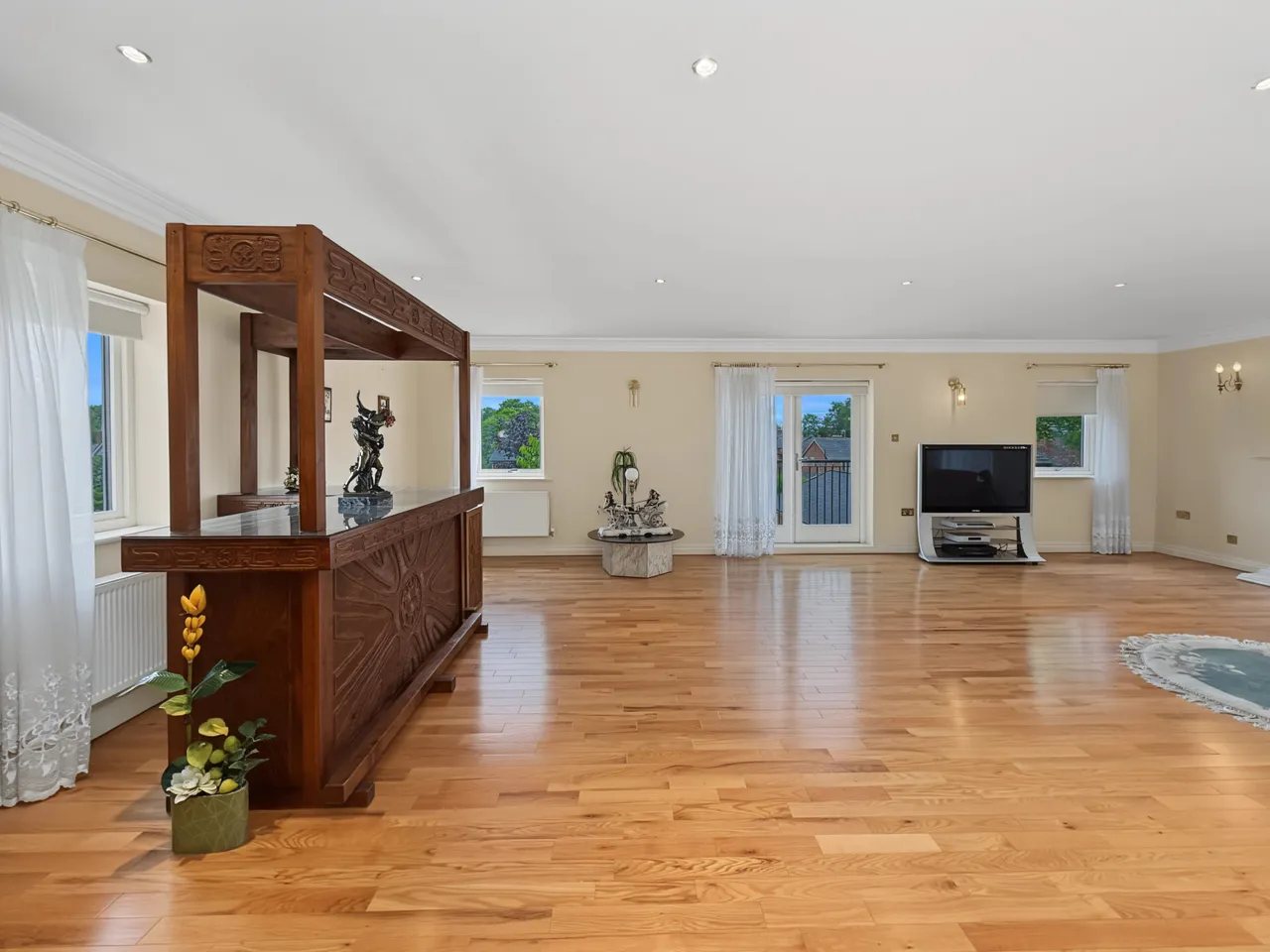 Scholes Lane, Preswtich, M25, photo 6