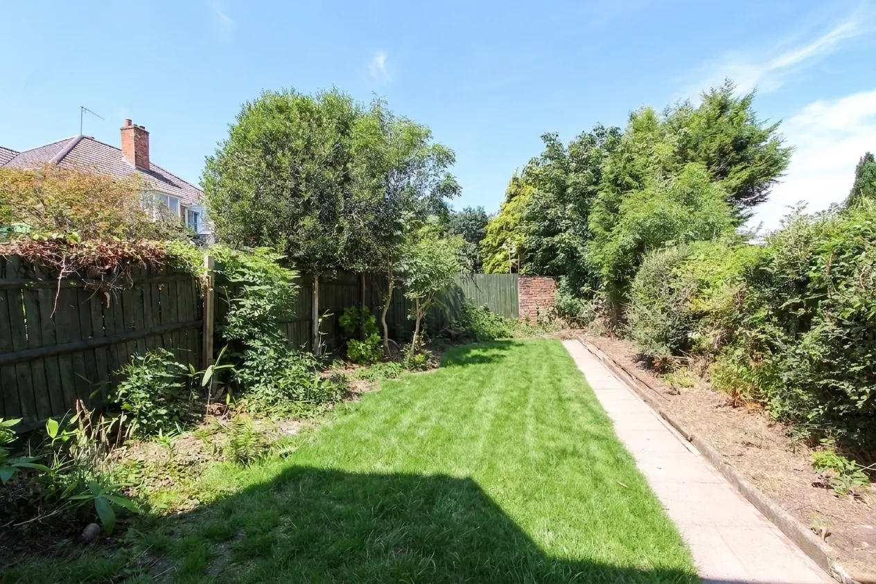 Antrobus Road, Sutton Coldfield, Sutton Coldfield, B73 5EN, photo 2