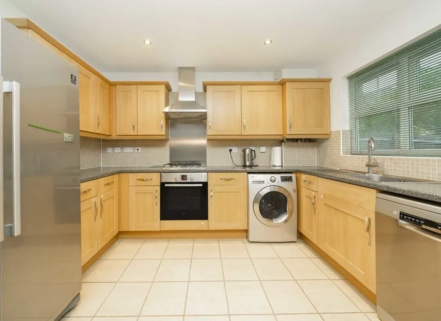 De Havilland Road, Hendon, HA8, photo 3