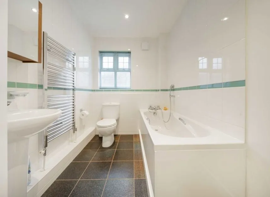 De Havilland Road, Hendon, HA8, photo 10