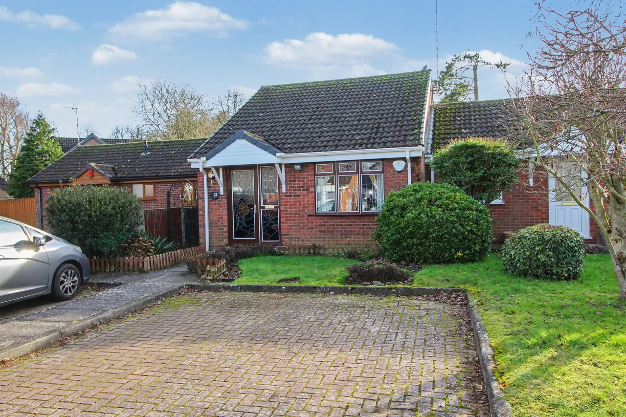 2 bed house for sale, Littlethorpe, Leicester