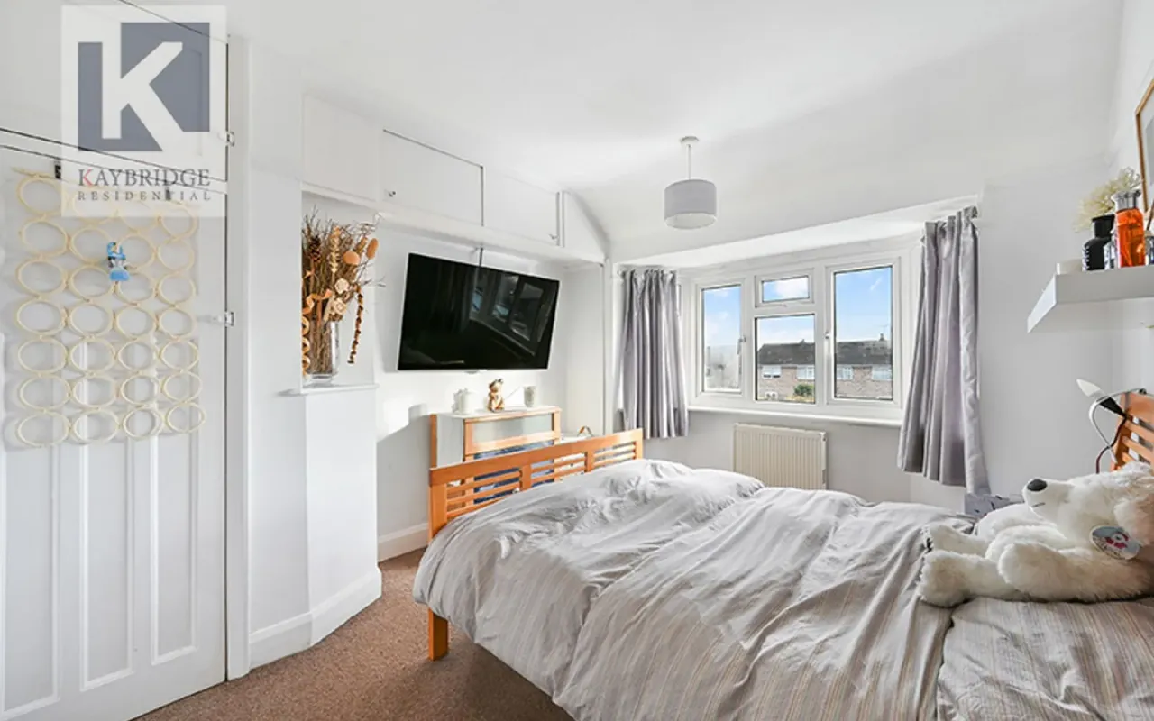 Ruxley Lane, Epsom, KT19, photo 10