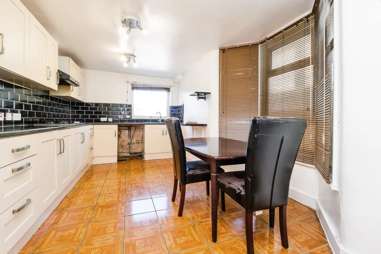 Westdown Road, Leyton, E15, photo 18