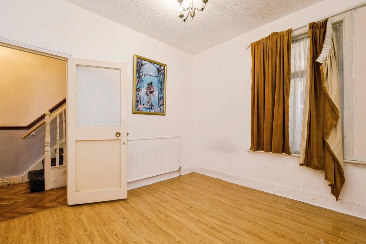 Westdown Road, Leyton, E15, photo 14