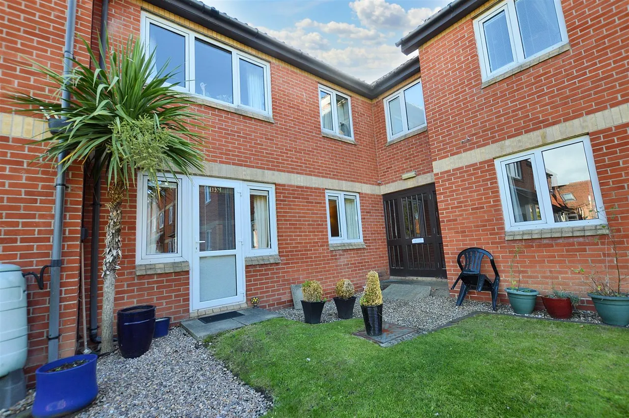 George Street, Sheringham, NR26, photo 14