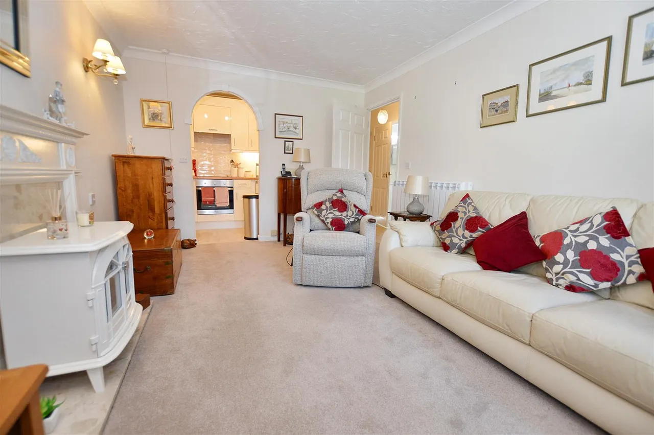 George Street, Sheringham, NR26, photo 2
