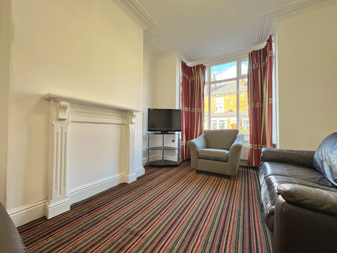 4 bed house to rent, Bentley Grove, Leeds, LS6
