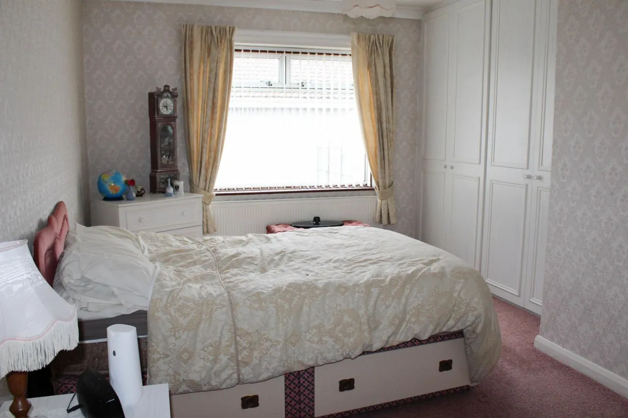 Chapel Road, Broughton, DN20, photo 9