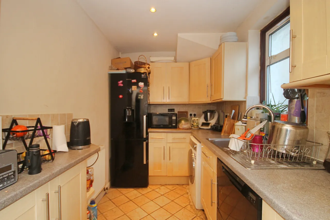 Braund Avenue, Greenford, UB6, photo 10