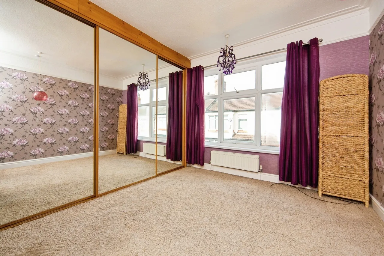 Kingsdale Avenue, Birkenhead, CH42, photo 9