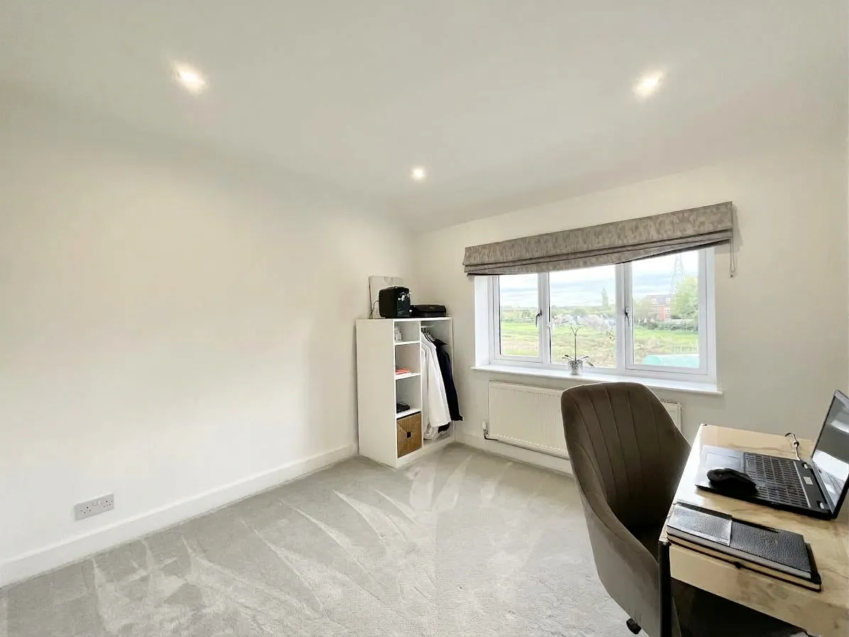 Queensville Avenue, Stafford, ST17, photo 18