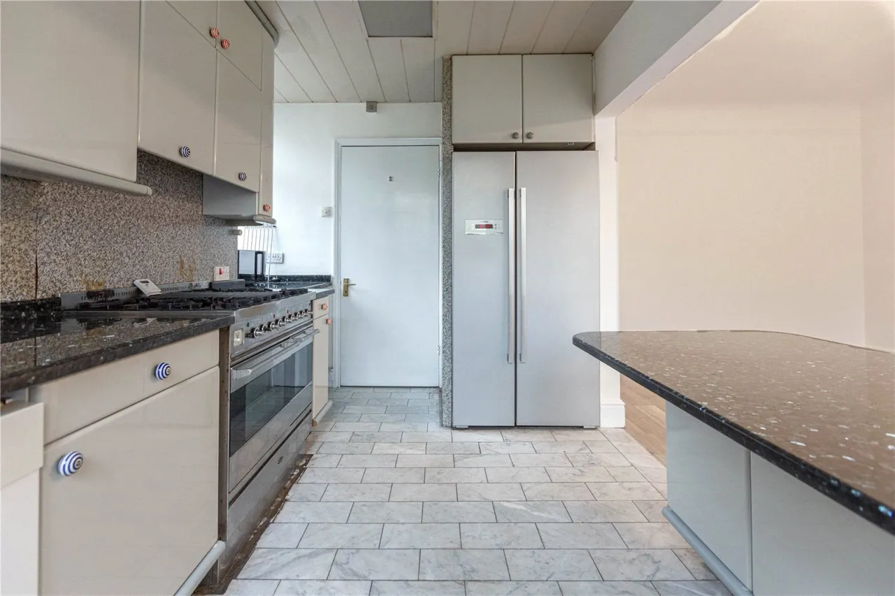 Lampeter Road, Bristol, BS9, photo 3