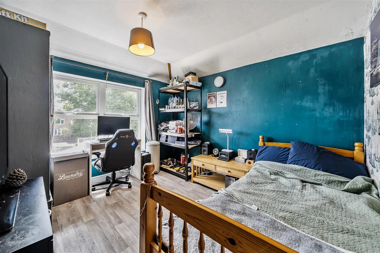Hollam Crescent, Fareham, photo 16