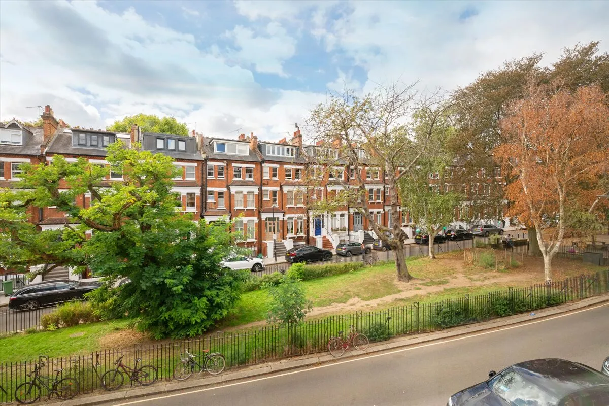 Primrose Gardens, London, NW3, photo 10